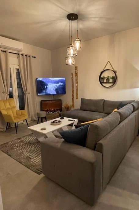 Filarety Luxury House Apartmán